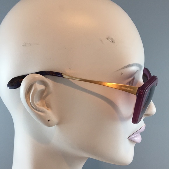 Miu Miu Sunglasses Made in Italy - Picture 5 of 8